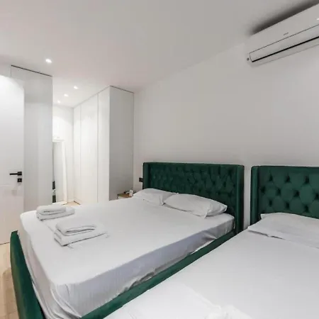 Hill Side Suite 4 By Premium Selection